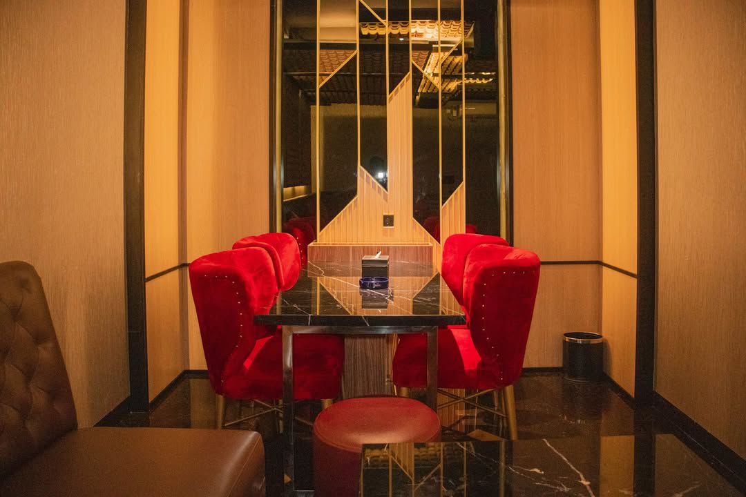 Gourmet Food Redlite